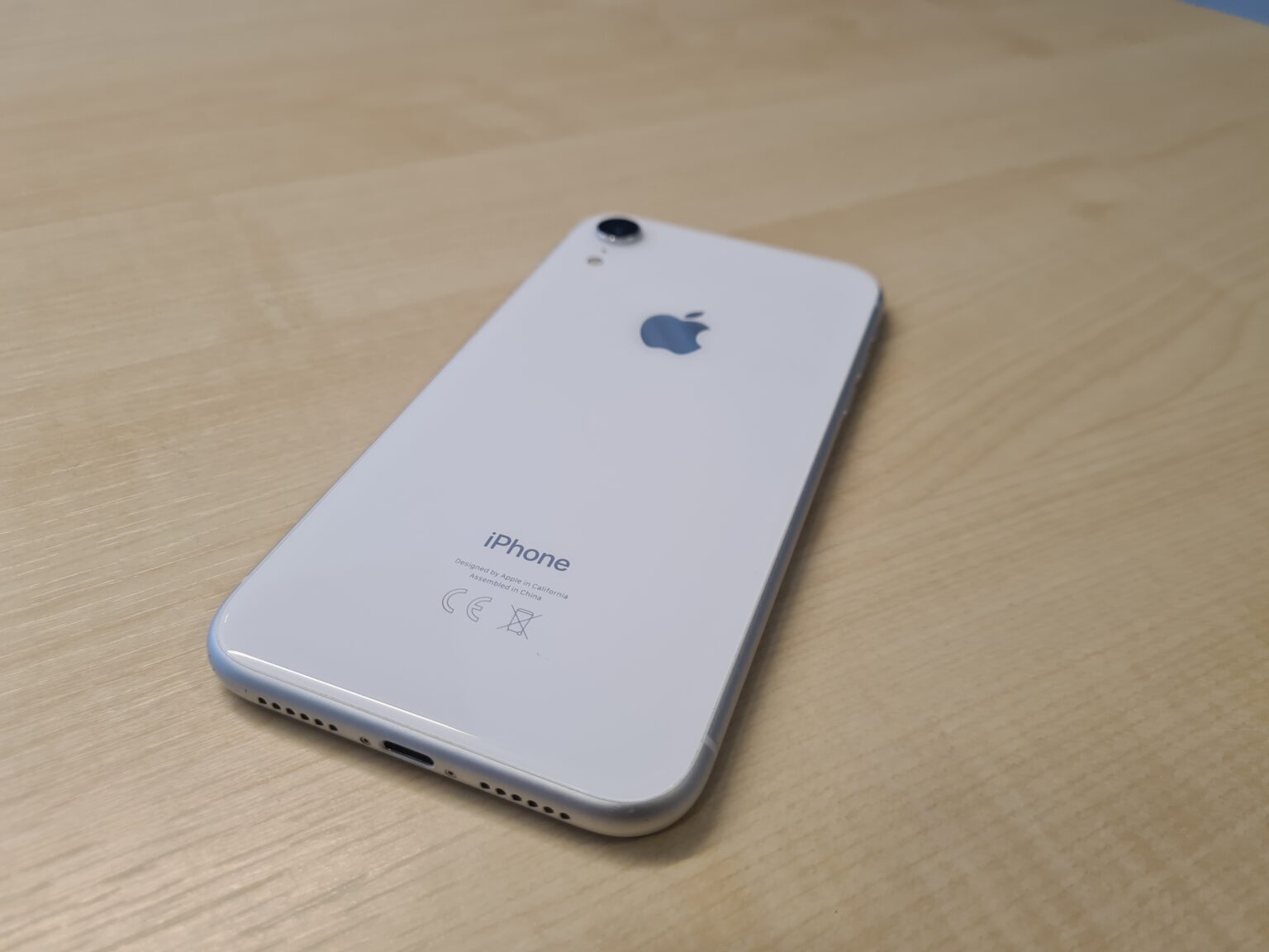 iPhone XR White 256GB - Utmärkt Skick med 1 Års Garanti - Mr Sibil