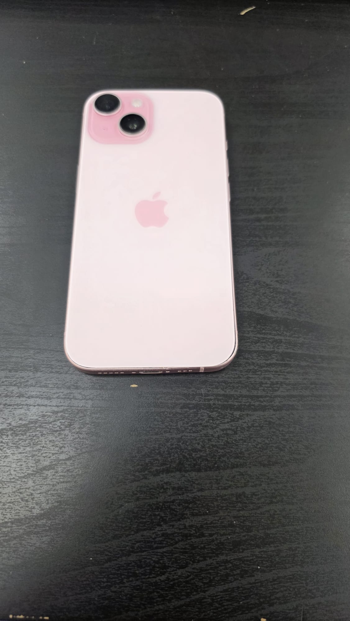 iPhone 15 | Rosa | Batteri 93% - Bild 4