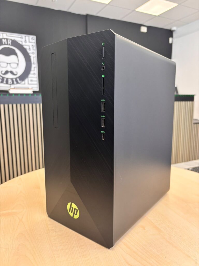 HP Pavilion Gaming – i3-8100 / 8GB RAM / GTX 1050 / 256GB SSD